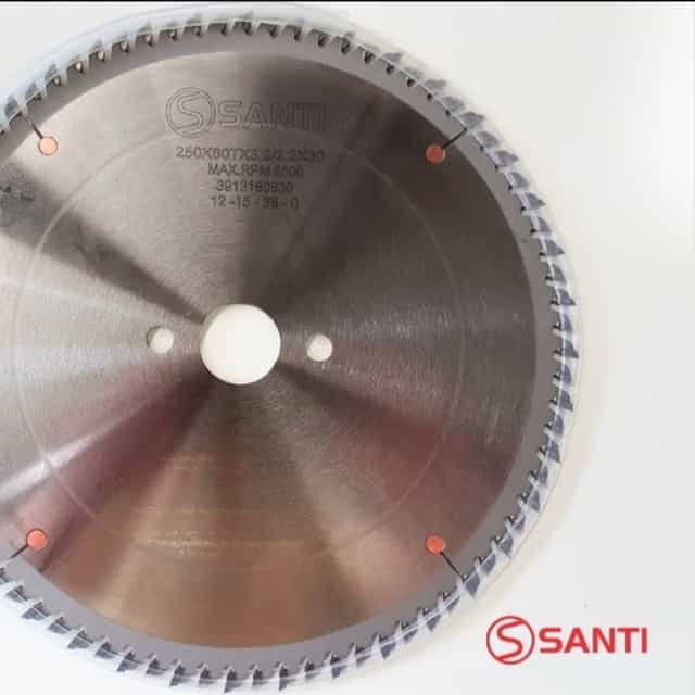 Serra acabamento para MDF Ø25cm com 80 dentes